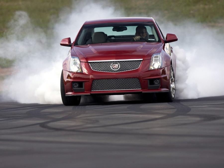  Cadillac CTS-V Coupe 2010 года  (фото 24 из 315)
